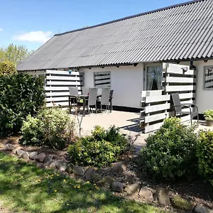 Bindesbolgard Farm , Give Danmark